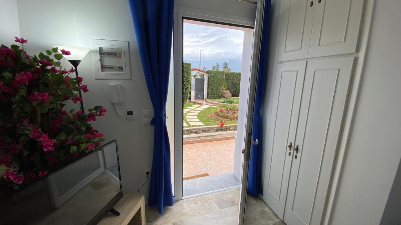Patras Blue Suite Eksteriør billede